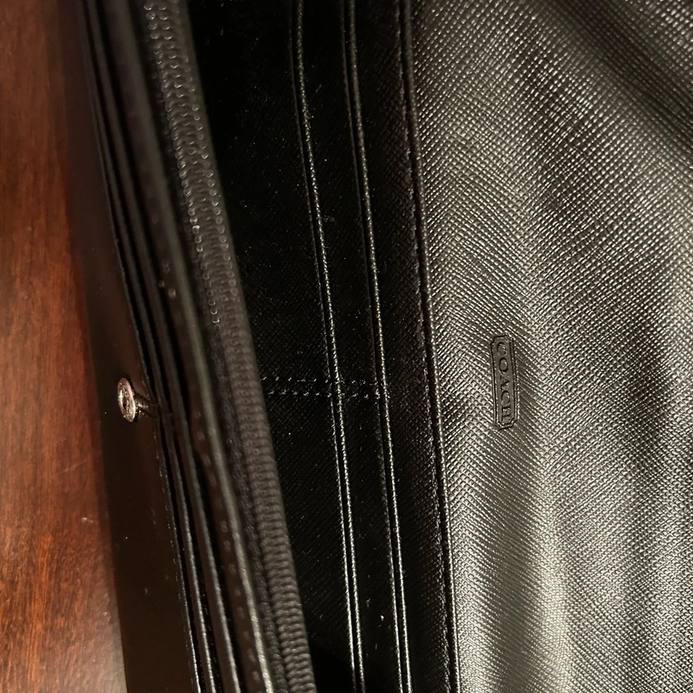 Coach Wallet - Picture 4 of 12